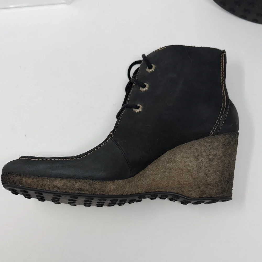 Timberland “wallaby” Black Wedge Leather Ankle Boots Size 9